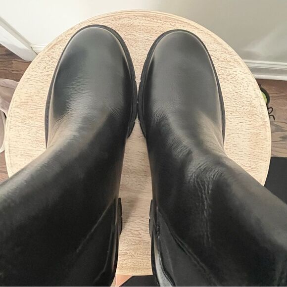 Marc Fisher Vanlisa Leather Lug Sole Pull On Chelsea Boots Size 11 NWOB - Picture 11 of 12